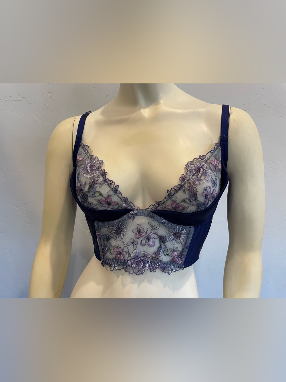 Victoria's Secret Very Sexy Hummingbird Embroidered Corset bralette 34D